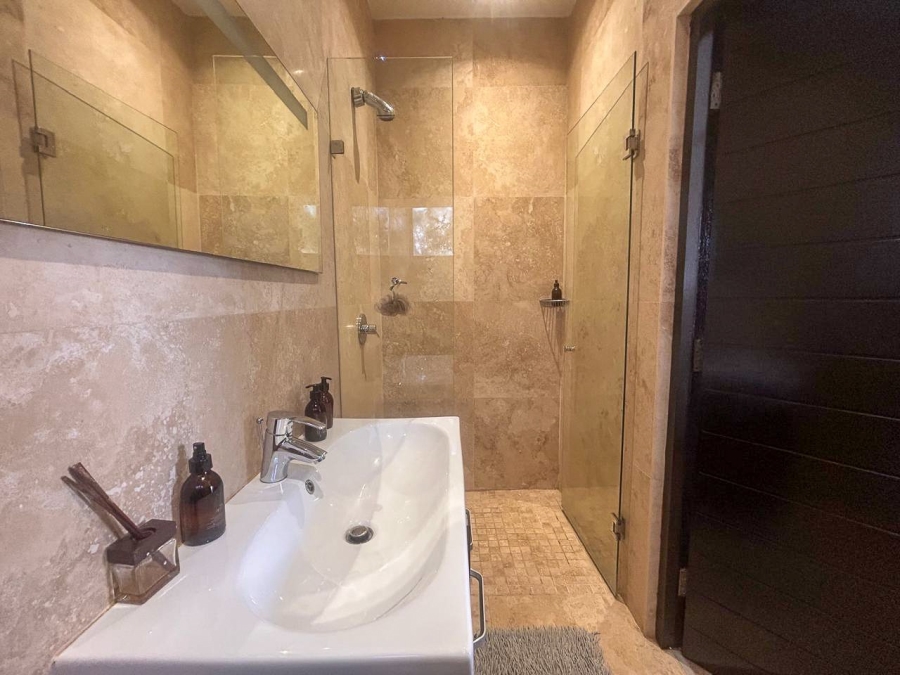 5 Bedroom Property for Sale in Waterford Golf and River Estate Free State